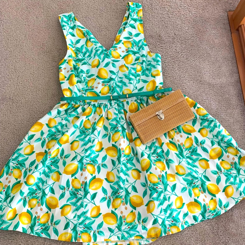 Fun 🍋 lemon print dress